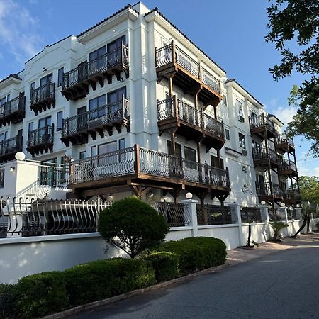 Ocean Inn & Suites St. Simons Island Buitenkant foto