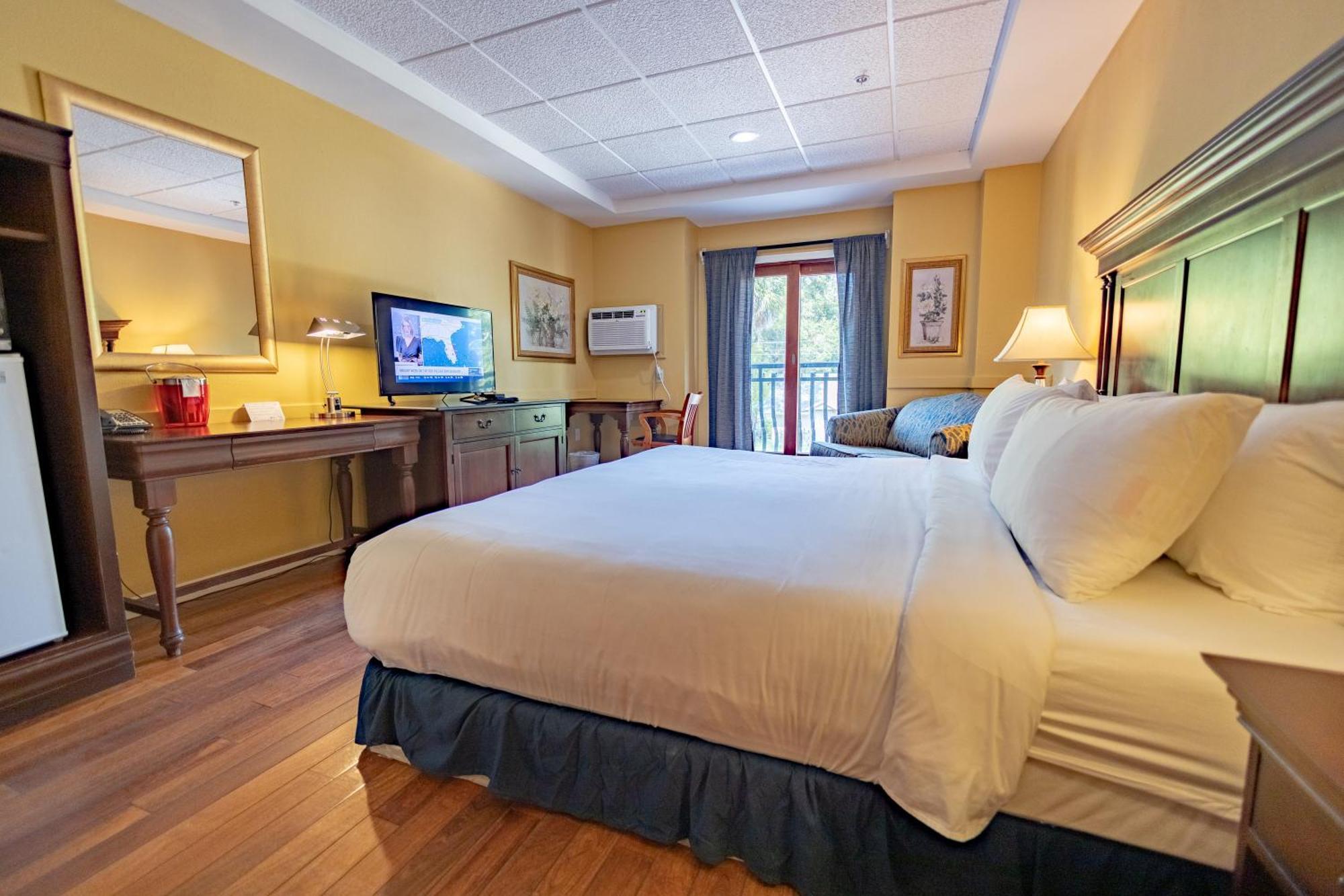 Ocean Inn & Suites St. Simons Island Buitenkant foto
