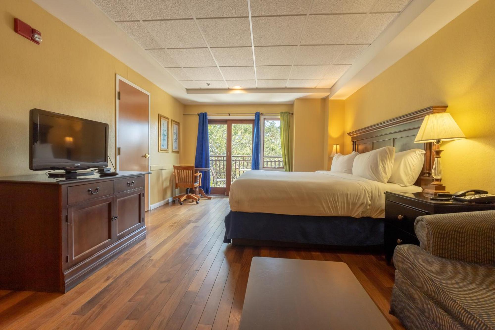 Ocean Inn & Suites St. Simons Island Buitenkant foto