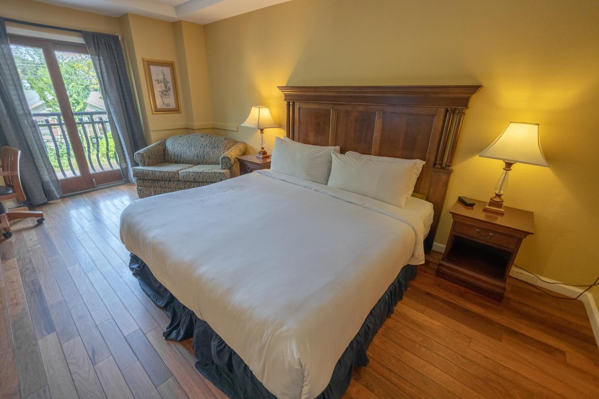 Ocean Inn & Suites St. Simons Island Buitenkant foto