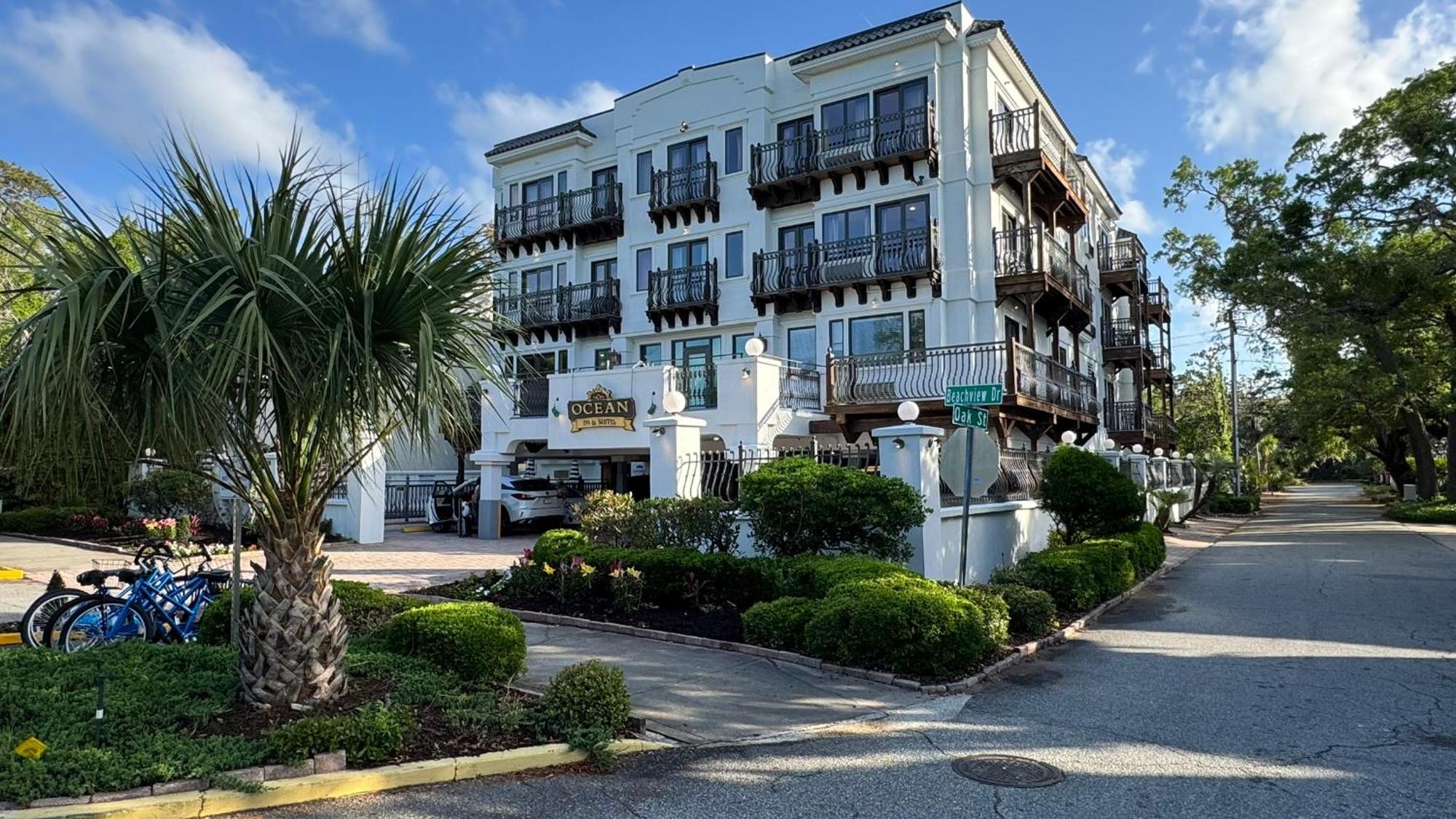 Ocean Inn & Suites St. Simons Island Buitenkant foto