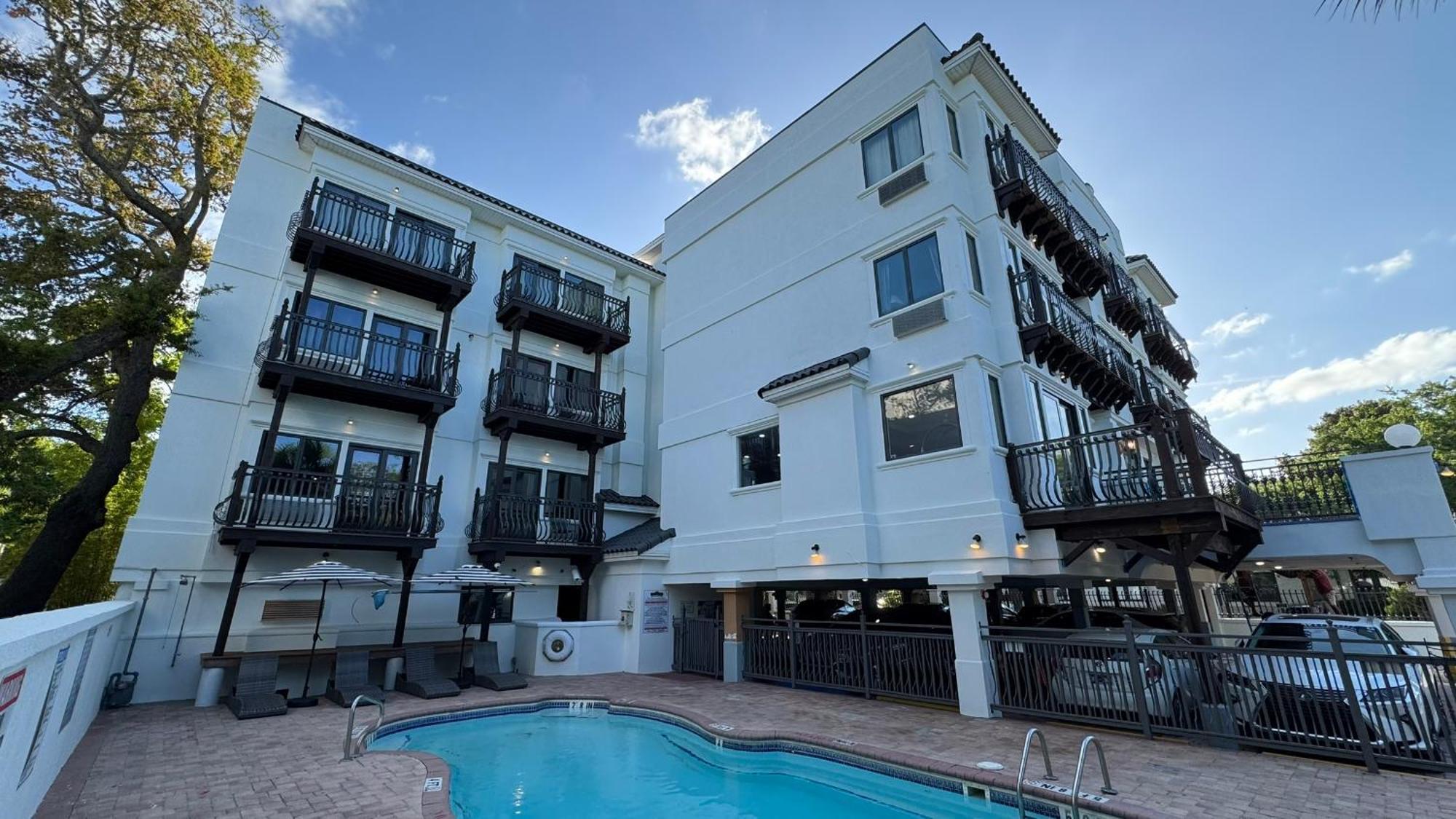 Ocean Inn & Suites St. Simons Island Buitenkant foto