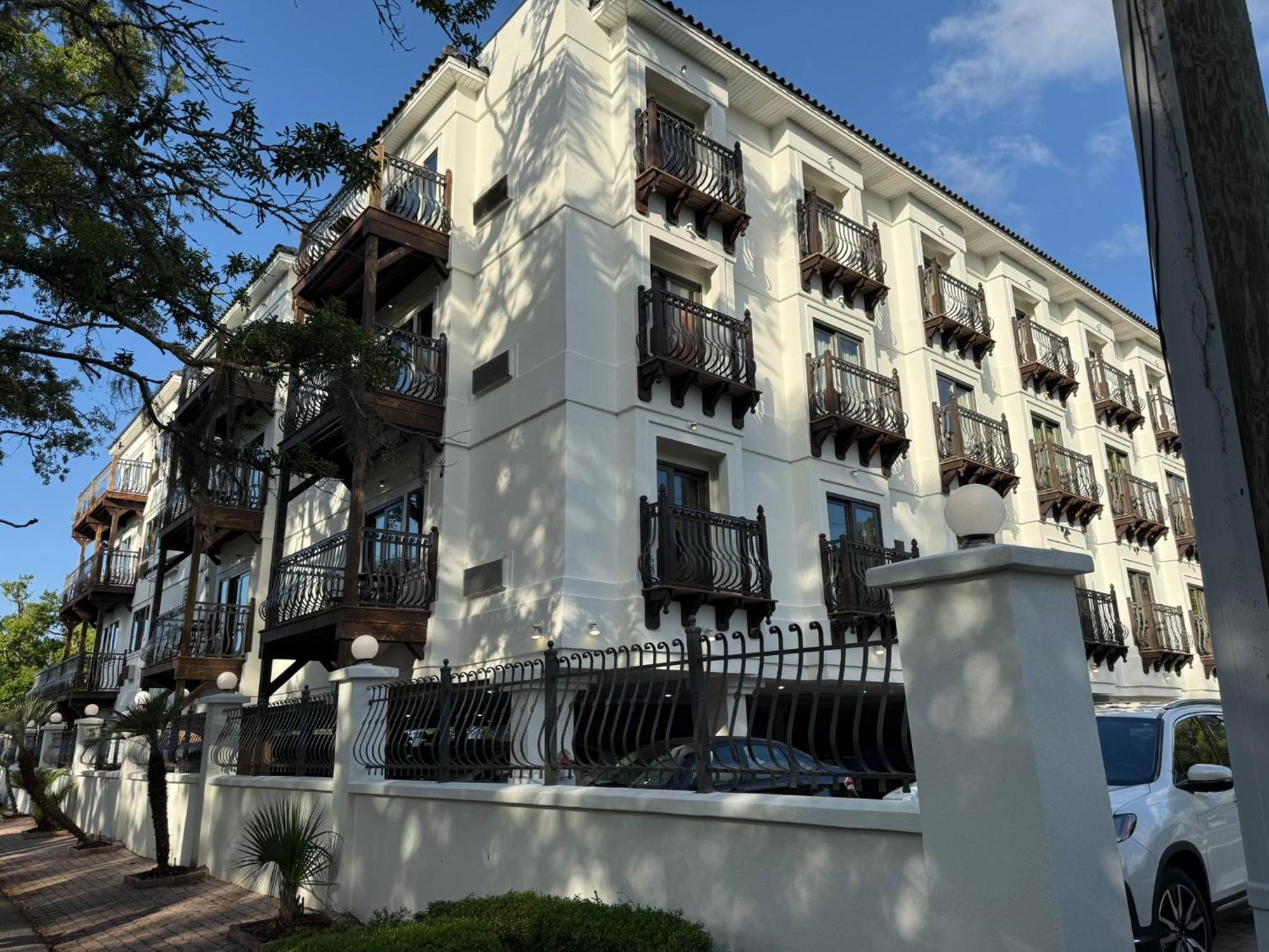Ocean Inn & Suites St. Simons Island Buitenkant foto