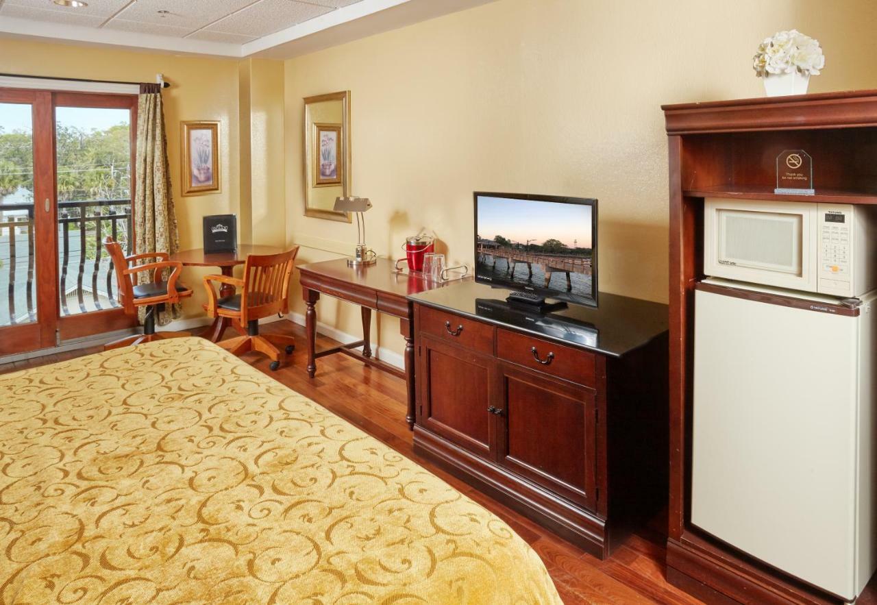 Ocean Inn & Suites St. Simons Island Buitenkant foto