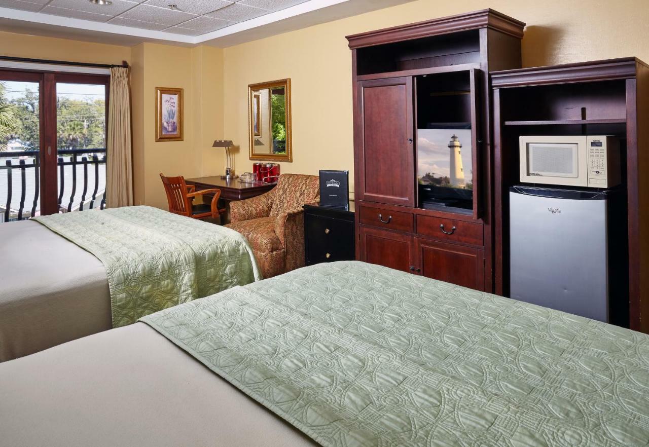 Ocean Inn & Suites St. Simons Island Buitenkant foto